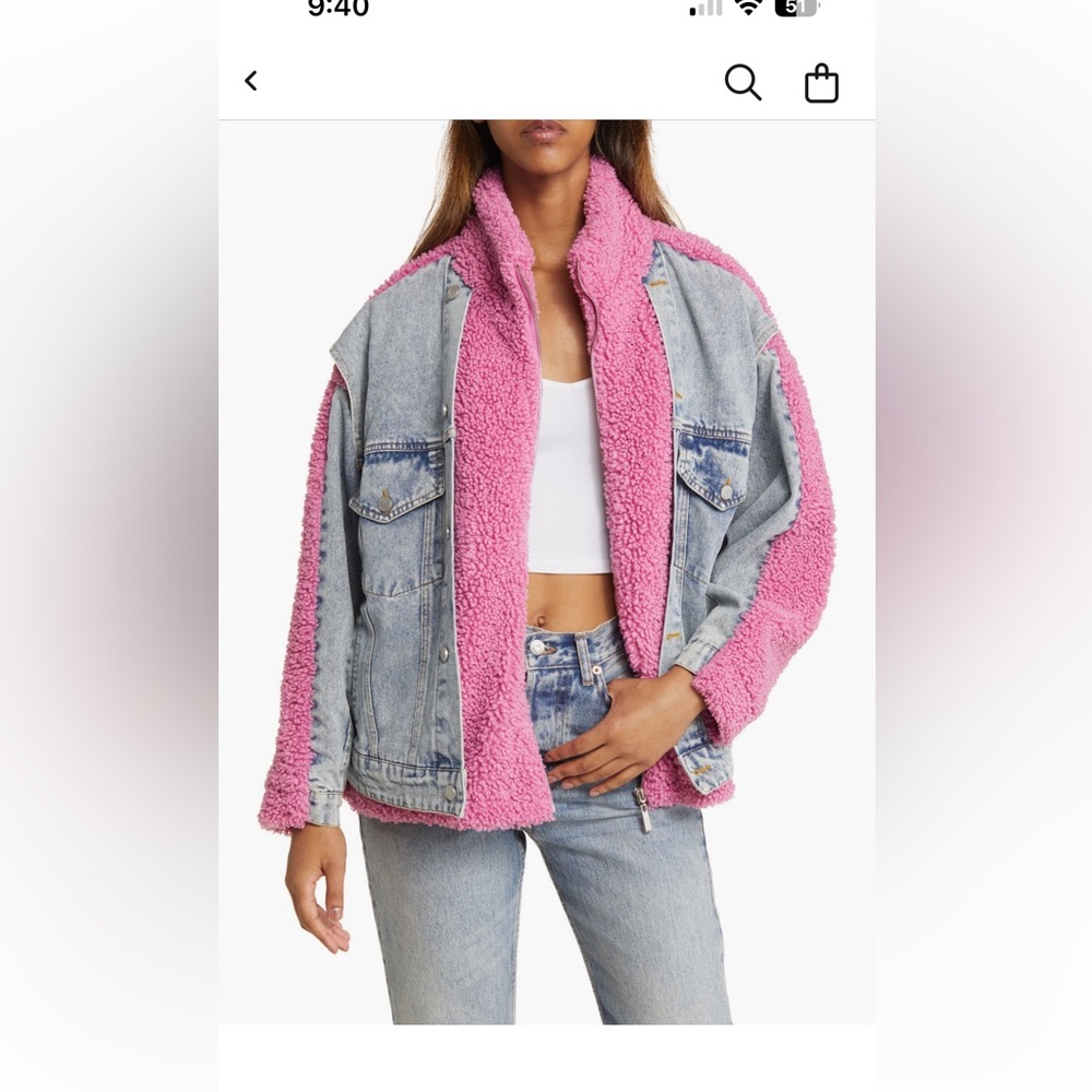 BLANKNYC
Faux Shearling & Denim
Trucker Jacket
Pink
XS